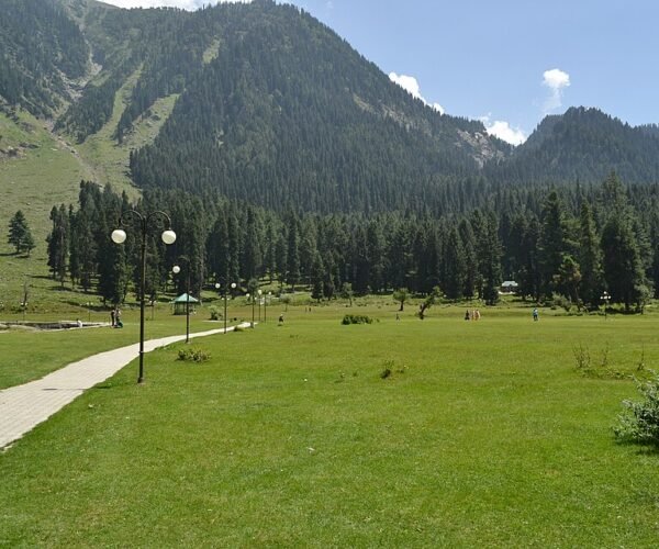 Betaab Valley